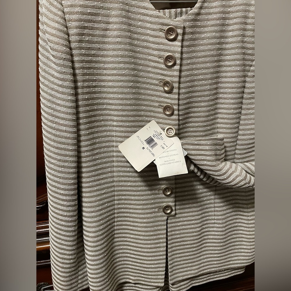 Authentic Christian Dior Women Suit Size 8, Blazer and Midi Skirt